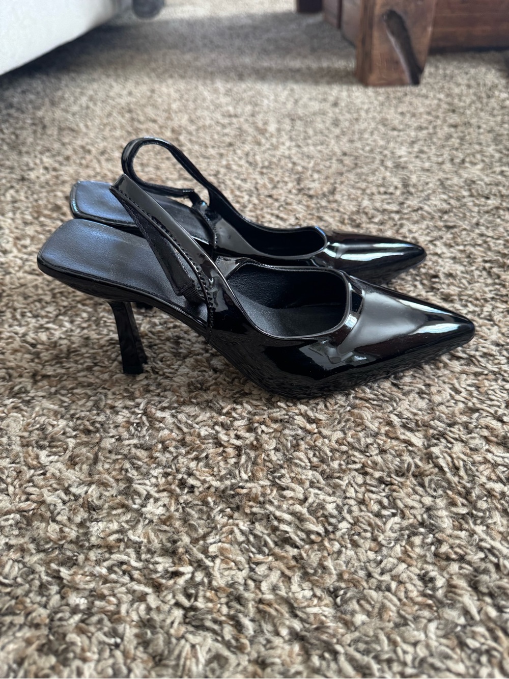 Black Patent Slingback kitten heel Pumps - Women Shoes